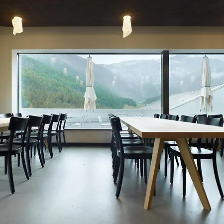 웰니스호스텔4000 * Saas Fee