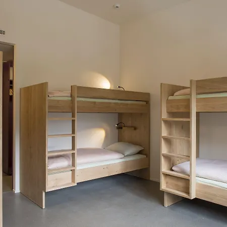Wellnesshostel4000 Vandrarhem Saas Fee