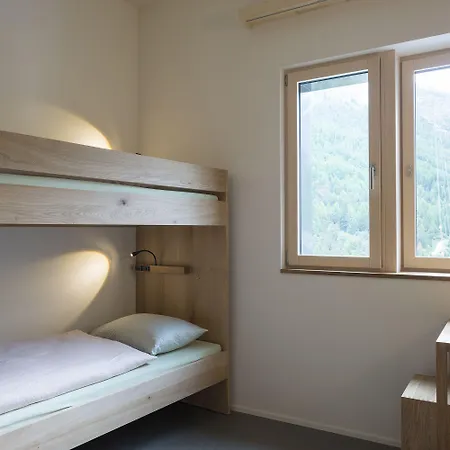 Wellnesshostel4000 * Saas Fee