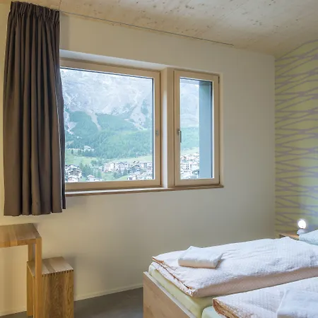 Wellnesshostel4000 * Saas Fee