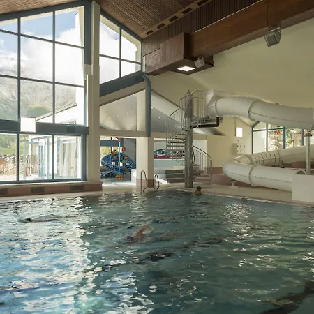 Hostal Wellnesshostel4000 *