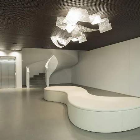 Wellnesshostel4000 *