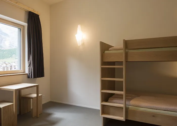 Wellnesshostel4000 * Saas-Fee