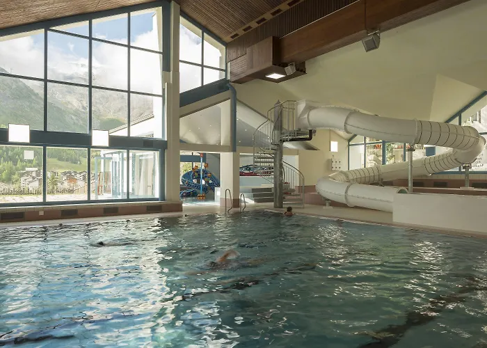 Hostal Wellnesshostel4000 *