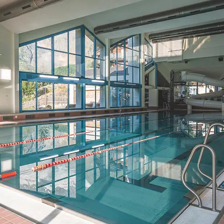 Wellnesshostel4000 旅馆